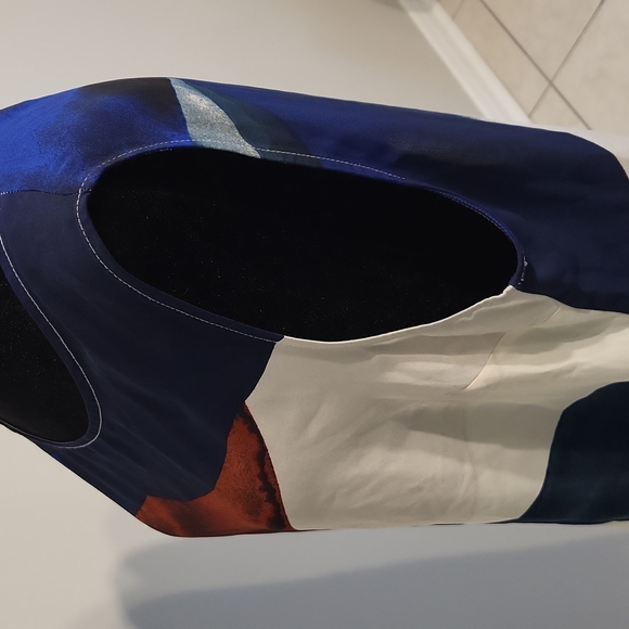 DKNY Ladies Top - Picture 7 of 8